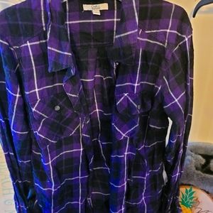 Size large flannel